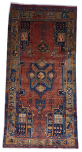 Hamadan Handmade Red Wool Rug 4'3 x 8'8 - IGotYourRug