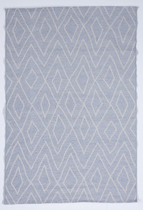 Indoor/Outdoor Machine Made Blue White Rug 5'1 x 7'6 - IGotYourRug