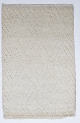 Transitional Hand Knotted White Wool Rug 5' x 8' - IGotYourRug