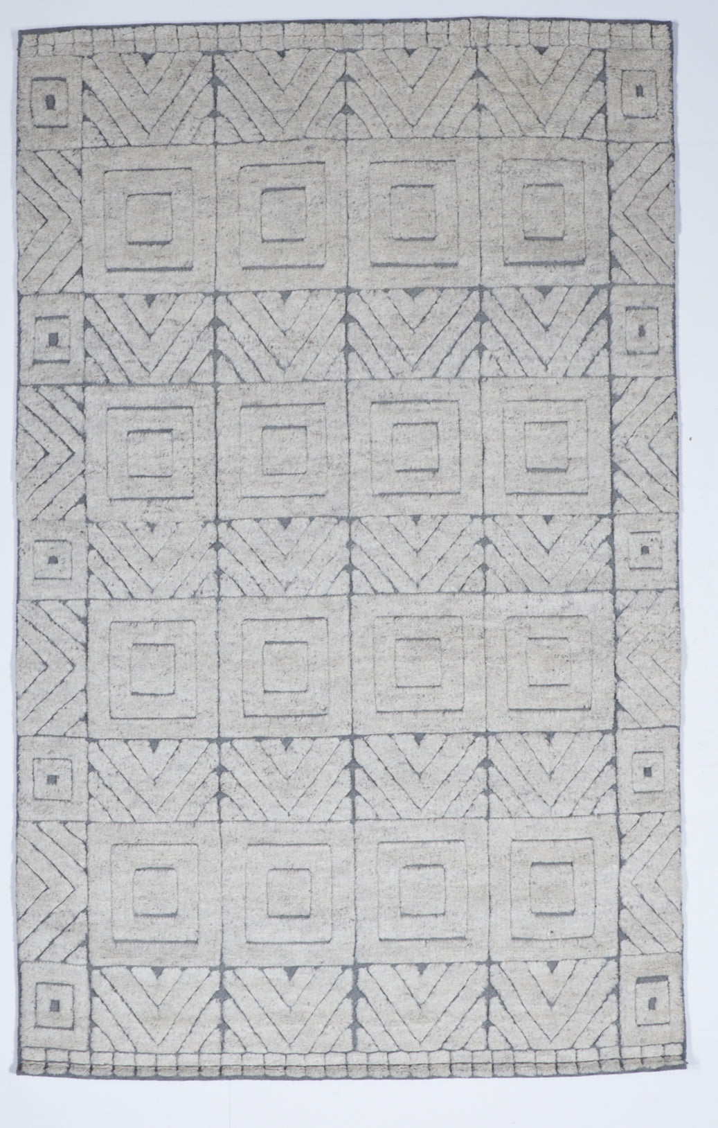 Transitional Hand Knotted Gray Wool Rug 5' x 8' - IGotYourRug