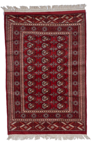 Bokhara Traditional Hand Knotted Red Wool Rug 4'1 x 6'1 - IGotYourRug