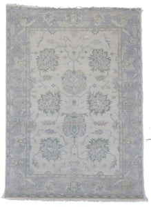 Transitional Hand Knotted Gray Wool Rug 5' x 7'