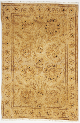 Traditional Hand Knotted Yellow Gold Wool Rug 4'1 x 6'2 - IGotYourRug