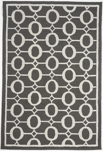 Indoor/Outdoor Machine Made Gray White Rug 4'10 x 7'10 - IGotYourRug